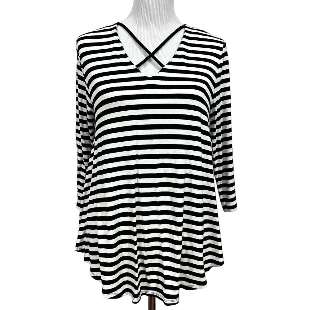 Chico's Women's Striped Caged Knit Top 3/4 Sleeve Black White Sz 1 (M-8)
